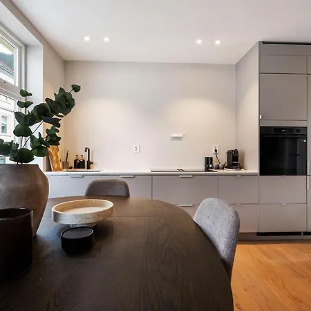 아파트 Renovated In Area